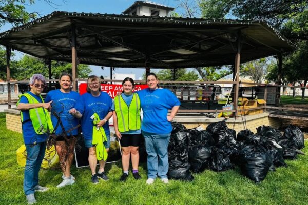 Eden_EEDC_Trash_off_group Eden Trash-off volunteers